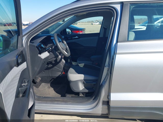 3VVCX7B22NM007036 Volkswagen Taos 1.5t S