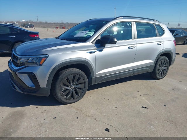 3VVCX7B22NM007036 Volkswagen Taos 1.5t S