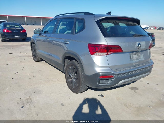 3VVCX7B22NM007036 Volkswagen Taos 1.5t S