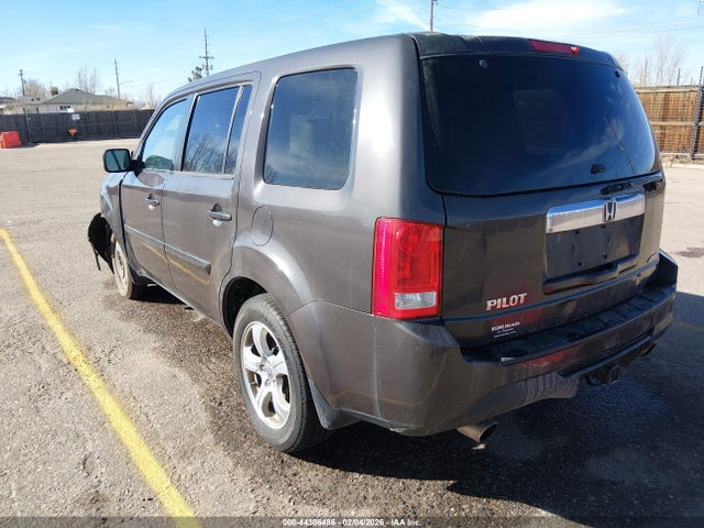 2015 HONDA PILOT 5FNYF4H54FB037829 Photo 2