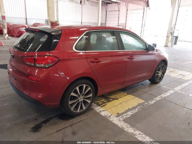 Hyundai ELANTRA GT 2018 KMHH35LE3JU057653 Image 4