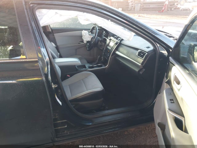4T1BF1FK2HU269140 Toyota CAMRY SE