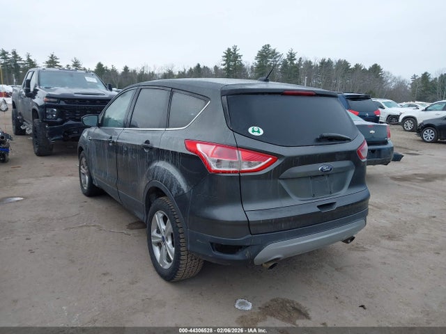1FMCU9GX8FUA55415 Ford ESCAPE SE