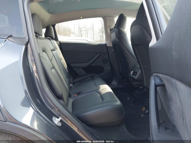 2024 TESLA MODEL Y 7SAYGDEE9RA244223 Photo 7