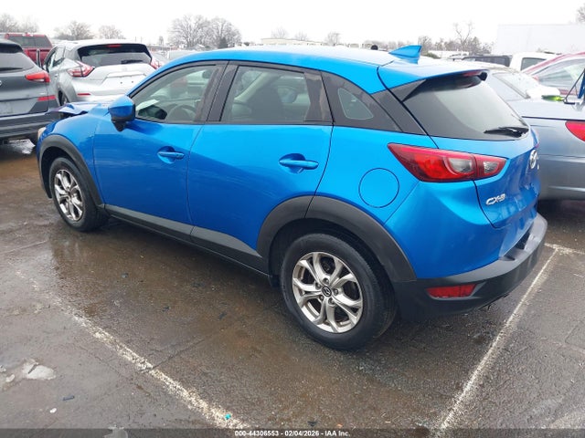 2017 MAZDA CX-3 JM1DKDB7XH0170679 Photo 2