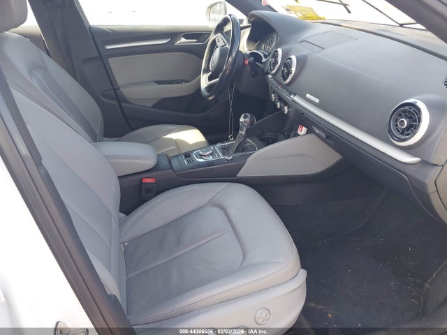 2017 AUDI A3 E-TRON WAUUPBFF2HA087102 Photo 4