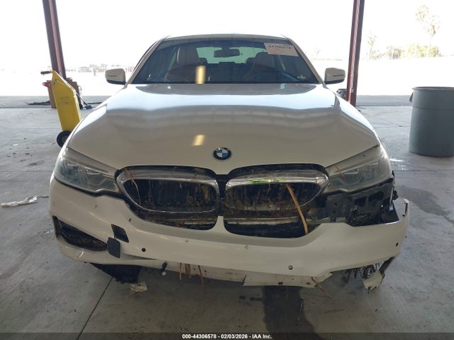 WBAJE5C52JWA95461 BMW 540I