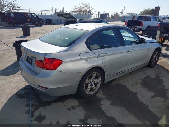 2015 BMW 328I WBA3C1C54FP116879 Photo 3