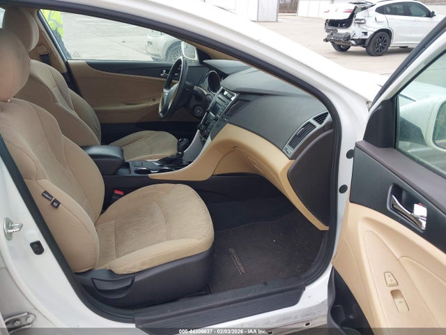 5NPEB4AC2EH914938 Hyundai SONATA GLS