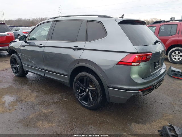 Продаж на аукціоні авто 2024 Volkswagen Tiguan 2.0t Se R-line Black, vin: 3VV8B7AX7RM038130, номер лоту: 44306642
