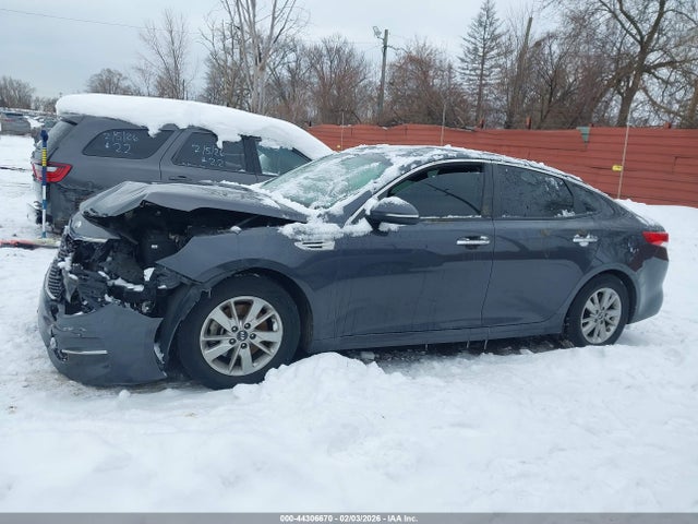 44306670 :رقم المزاد ، KNAGT4L34J5217183 vin ، 2018 Kia Optima Lx مزاد بيع