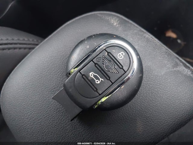 2024 MINI CONVERTIBLE WMW43DL09R3R99870 Photo 10