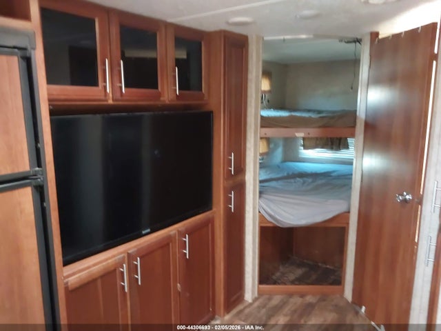 Продаж на аукціоні авто 2017 Prime Time Tracer 275, vin: 5ZT2TRTB2HB511192, номер лоту: 44306693