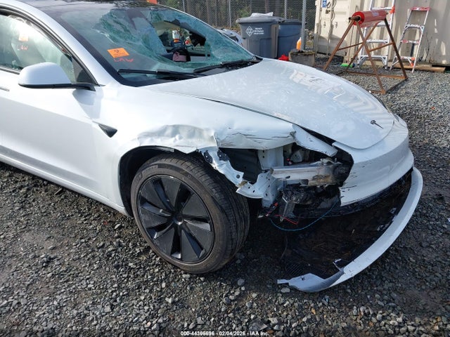 5YJ3E1EA1TF140019 Tesla Model 3 Premium Rear-wheel Drive/standard Rear-wheel Drive