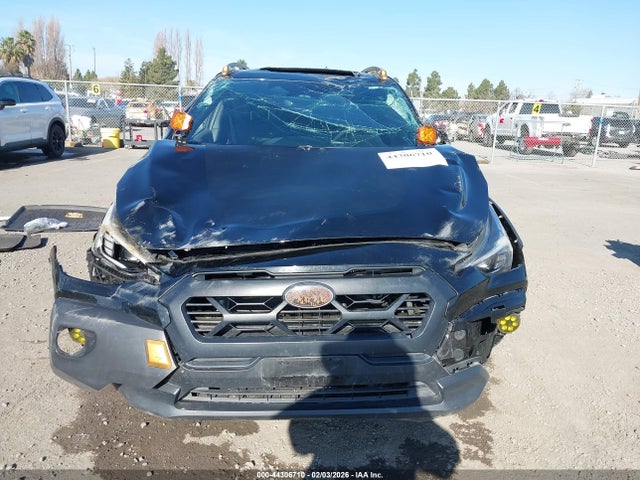 4S4GUHU63R3777621 Subaru Crosstrek Wilderness