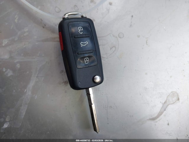 WVGAV7AX0HK022683 Volkswagen Tiguan 2.0t/2.0t S