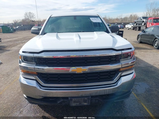 1GCVKNEH4JZ366312 Chevrolet Silverado 1500 Wt