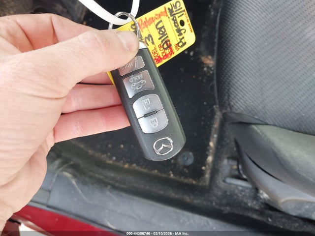 2018 MAZDA MAZDA3 3MZBN1U79JM161840 Photo 10