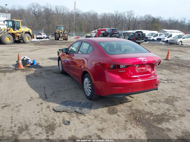 2018 MAZDA MAZDA3 3MZBN1U79JM161840 Photo 2