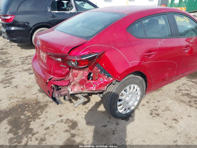 2018 MAZDA MAZDA3 3MZBN1U79JM161840 Photo 5