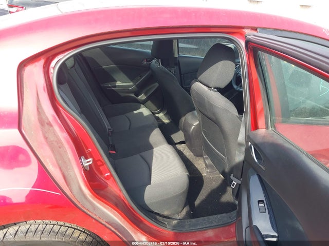 2018 MAZDA MAZDA3 3MZBN1U79JM161840 Photo 7