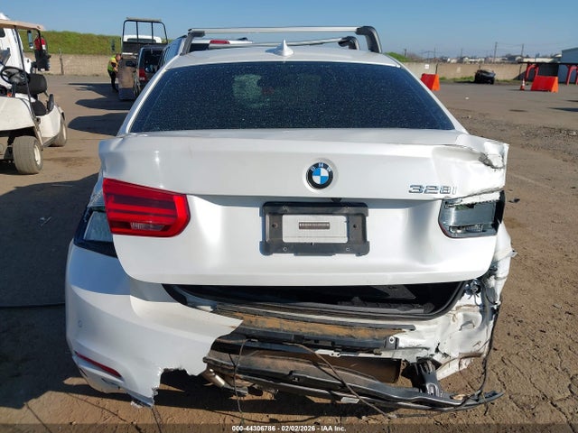 WBA8E9G58GNT42350 BMW 328I