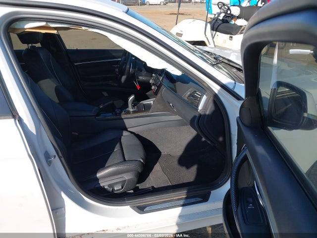 2016 BMW 328I WBA8E9G58GNT42350 Photo 4