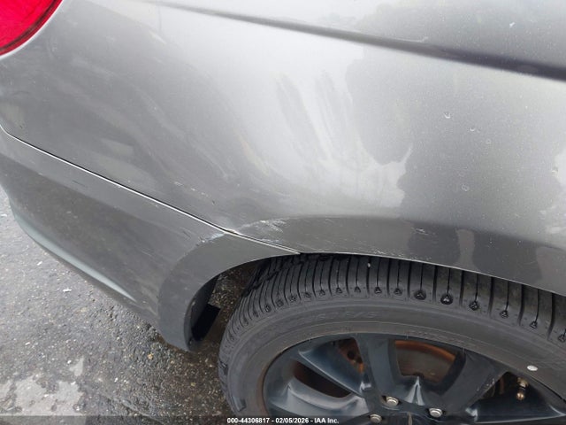 2013 Chrysler 200 Limited მანქანა იყიდება აუქციონზე, vin: 1C3CCBCG7DN719655, აუქციონის ნომერი: 44306817