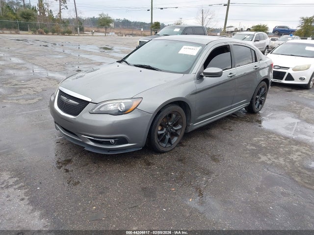 2013 Chrysler 200 Limited მანქანა იყიდება აუქციონზე, vin: 1C3CCBCG7DN719655, აუქციონის ნომერი: 44306817