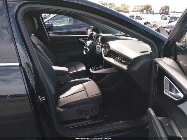 2023 AUDI Q4 E-TRON WA1BCBFZ0PP024778 Photo 4