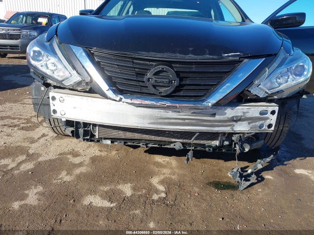 1N4AL3AP1HN357457 Nissan Altima 2.5 S