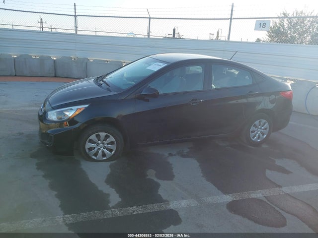 2017 Hyundai Accent Se მანქანა იყიდება აუქციონზე, vin: KMHCT4AE2HU311614, აუქციონის ნომერი: 44306883