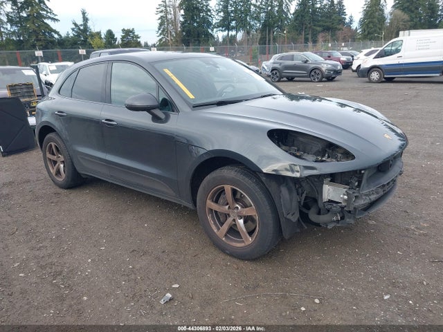 2021 PORSCHE MACAN WP1AA2A56MLB08231 Photo 0