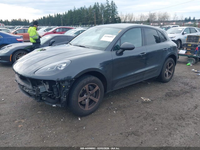 2021 PORSCHE MACAN WP1AA2A56MLB08231 Photo 1