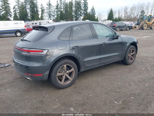 2021 PORSCHE MACAN WP1AA2A56MLB08231 Photo 3