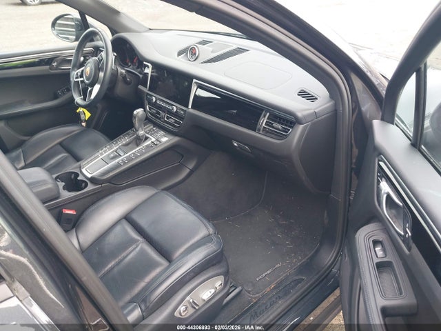 2021 PORSCHE MACAN WP1AA2A56MLB08231 Photo 4
