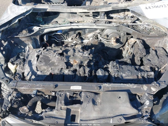5XYZU3LB5JG523102 Hyundai Santa Fe Sport 2.4l