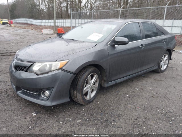 44306949 :رقم المزاد ، 4T1BF1FK8DU234063 vin ، 2013 Toyota Camry Se مزاد بيع
