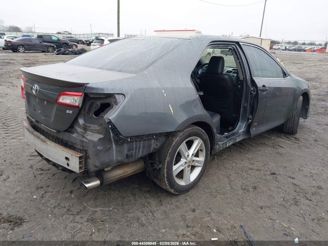 44306949 :رقم المزاد ، 4T1BF1FK8DU234063 vin ، 2013 Toyota Camry Se مزاد بيع