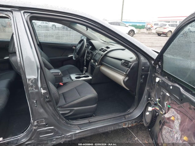 44306949 :رقم المزاد ، 4T1BF1FK8DU234063 vin ، 2013 Toyota Camry Se مزاد بيع