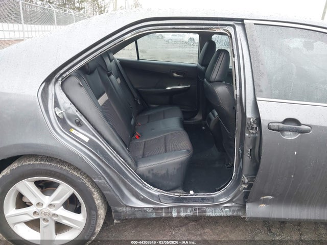 44306949 :رقم المزاد ، 4T1BF1FK8DU234063 vin ، 2013 Toyota Camry Se مزاد بيع