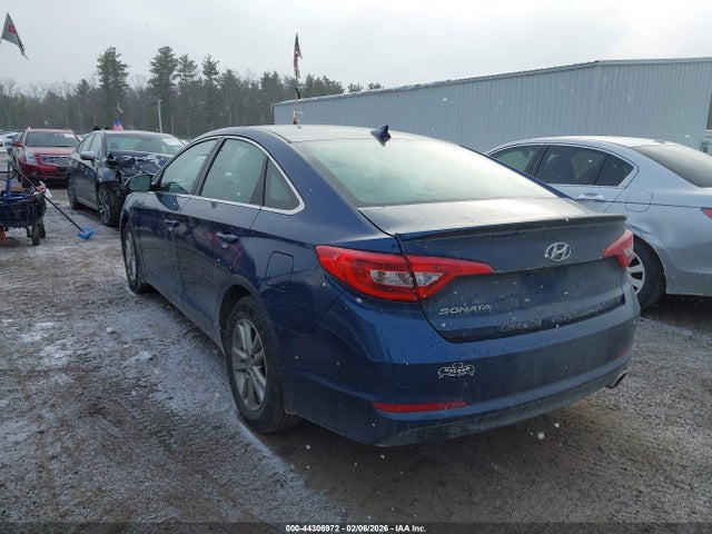 2015 HYUNDAI SONATA 5NPE24AF9FH175174 Photo 2