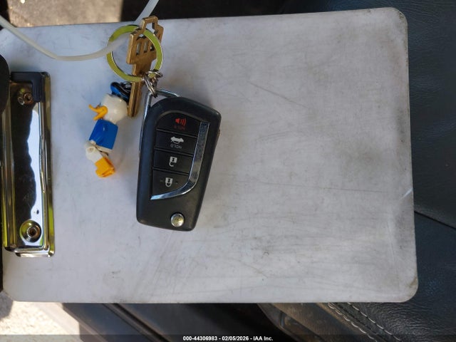 4T1B11HK4JU086257 Toyota CAMRY SE