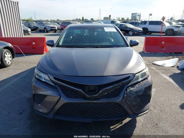 4T1B11HK4JU086257 Toyota CAMRY SE