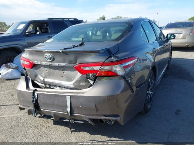 4T1B11HK4JU086257 Toyota CAMRY SE