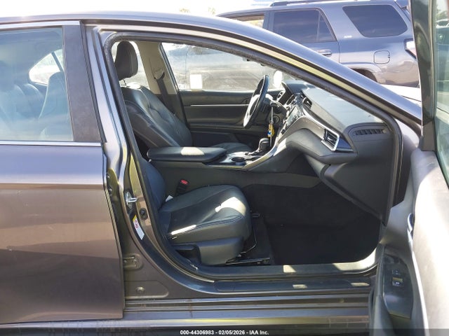 4T1B11HK4JU086257 Toyota CAMRY SE