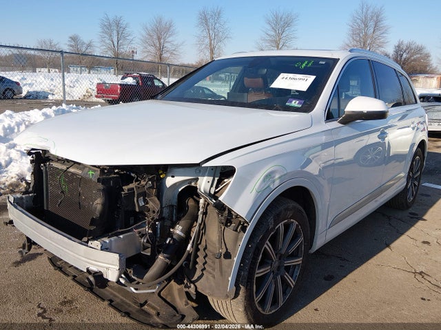 2019 AUDI Q7 WA1LHAF72KD018571 Photo 1