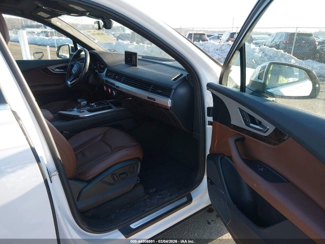 2019 AUDI Q7 WA1LHAF72KD018571 Photo 4