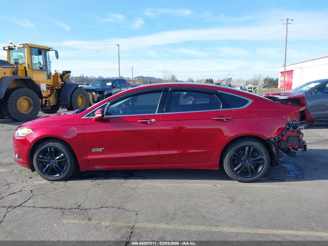 Ford Fusion Energi Titanium 2016 3FA6P0SU6GR329789 Image 15