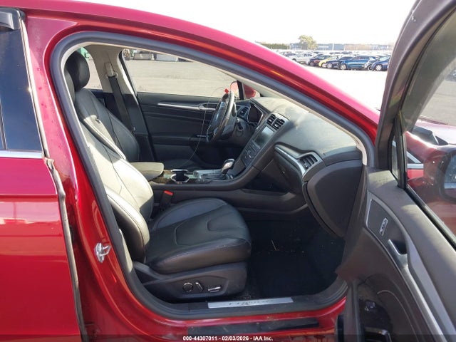 Ford Fusion Energi Titanium 2016 3FA6P0SU6GR329789 Image 5